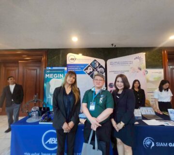 LINE ALBUM RCNST 2026 260305 8 0 360x320